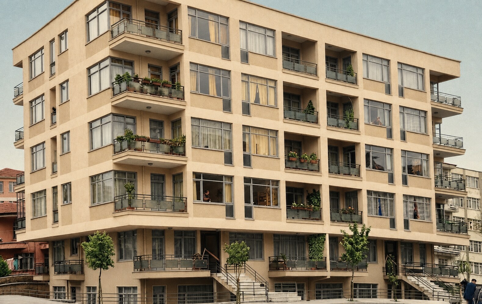 Ömür Apartmanı — görsel 1